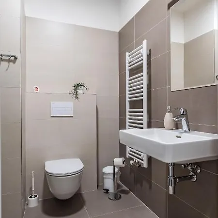 Wolkerovka 2 אולומוץ